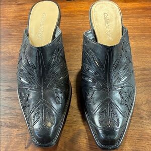 Coldwater Creek Black LeatherMules with Cutout Detail Size 11